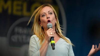 روما: ميلوني وستارمر يؤكدان التزامهما بتنفيذ برنامج القتال الجوي العالمي