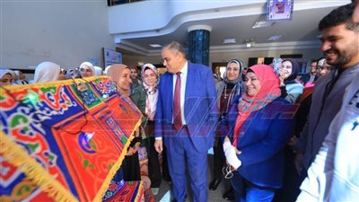 رئيس جامعة كفر الشيخ يفتتح الورشة الرمضانية 