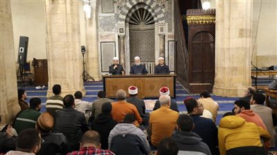 ملتقى الأزهر للقضايا الإسلامية: القرآن روح الأمة وسر عودتها وبدونه تتيه في دروب الضياع