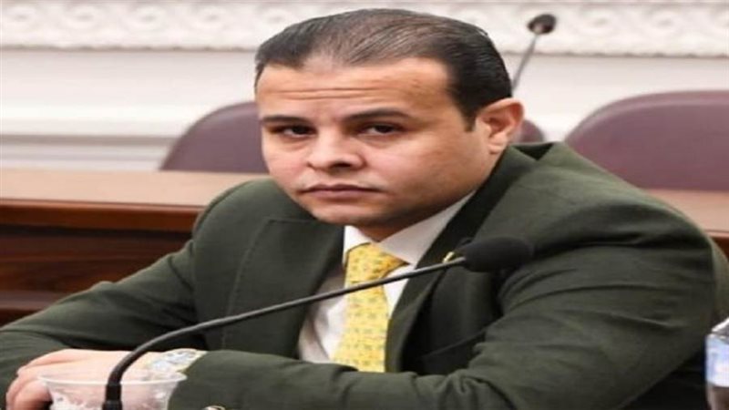 النائب مدحت الكمار