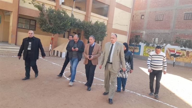 جولة وكيل وزارة التربية