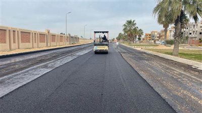 وزيرالإسكان يتابع مشروعات الطرق والمرافق و