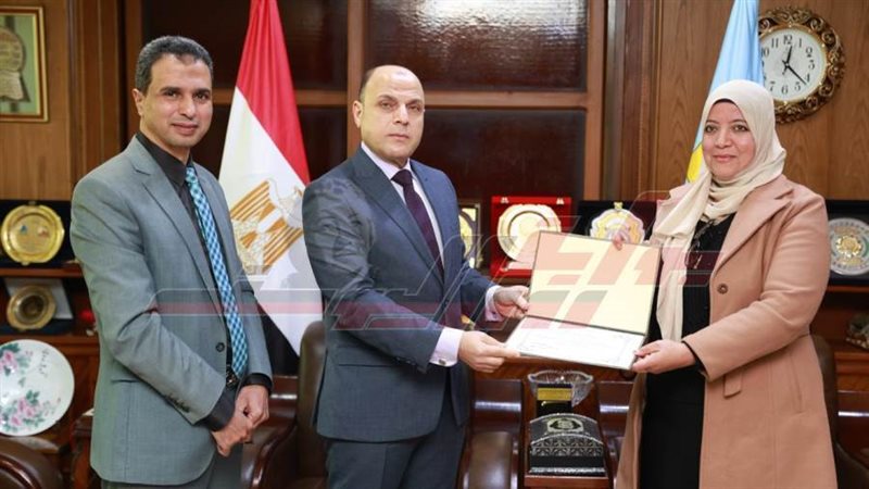 محافظ كفر الشيخ ووكيل