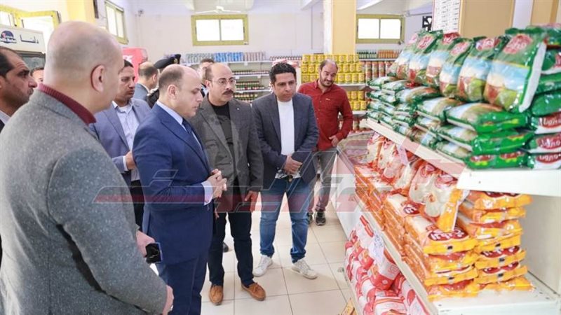 جولة المحافظ