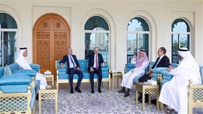 وزراء خارجية مصر والسعودية والأردن وقطر والإمارات يناقشون في الدوحة تنسيق الموقف العربي