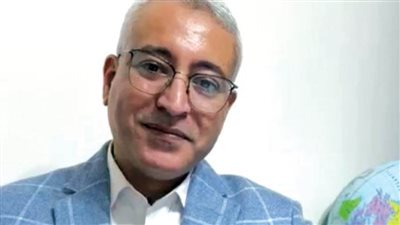 محمد حنفى رئيس أكاديمية التسويق الرقمى لـ«روزاليوسف»: الإفراط فى الاعتماد على الذكاء الاصطناعى يهدد مهارات البشر