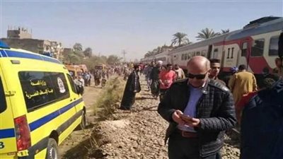 حصيلة أولية.. وفاة 8 وإصابة 12 في تصادم قطار وميني باص بالإسماعيلية
