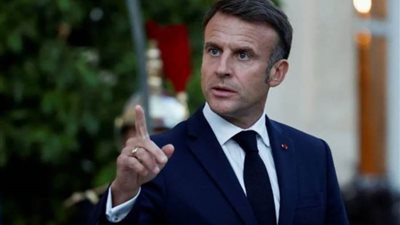 رئيس الوزراء البريطاني يجري اتصالًا هاتفيًا بالرئيس الفرنسي