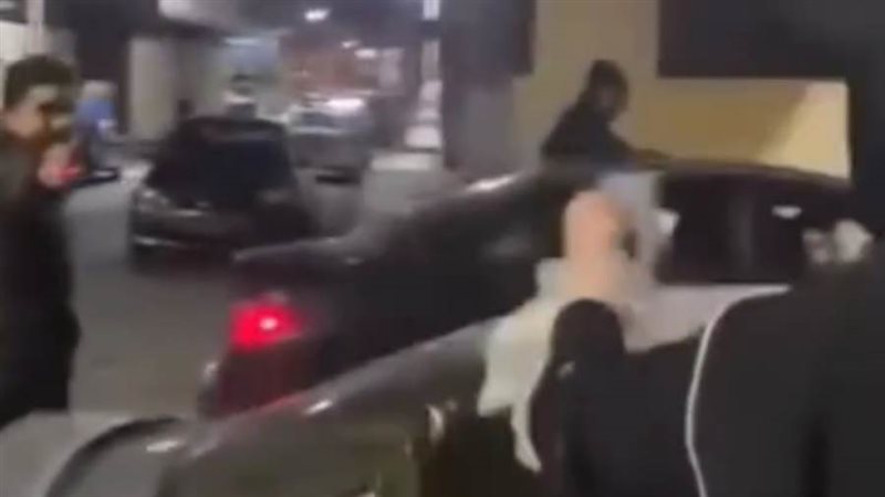 لحظة الاعتداء علي