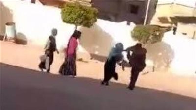 حجز مدير مدرسة مستناد الفنية بنات لاتهامه بضرب طالبتين 