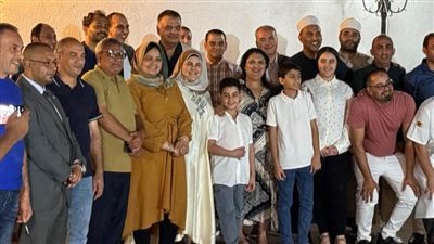 السفيرة المصرية في ياوندي تلتقي مع أعضاء الجالية المصرية في الكاميرون 