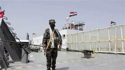 الحوثيون: سلاح الجو الأمريكي هاجم السفينة الإسرائيلية المحتجزة لدينا