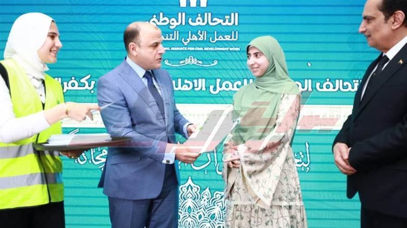 خلال التكريم