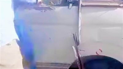 إصابة 13 شخصا في حادث انقلاب سيارة ميكروباص بطريق الهضبة بأسيوط 