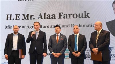 وزير الزراعة يتحدث أمام مؤتمر جمعية رجال الأعمال المصريين الأفارقة 