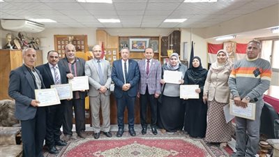 وكيل تعليم البحيرة يكرم مسئولي المشاركة المجتمعية فى 6 إدارات تعليمية 