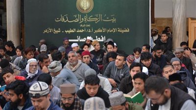 «بيت الزكاة والصدقات» يواصل تقديم أكثر من 5000 وجبة يوميًا لإفطار الصائمين في الجامع الأزهر