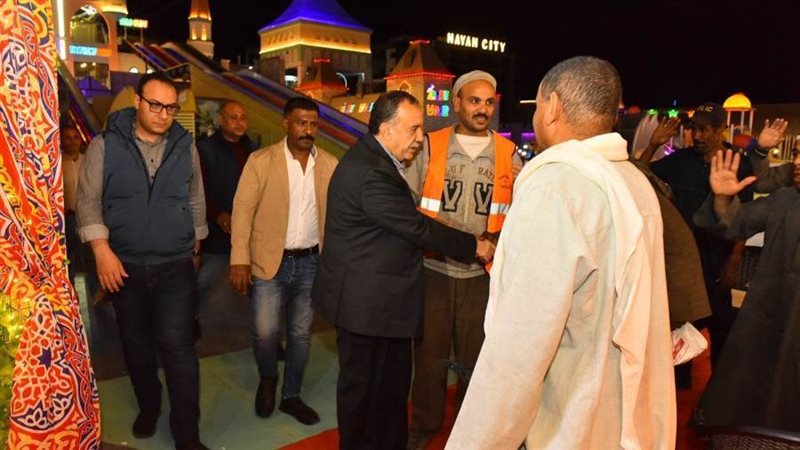 محافظ أسيوط يقيم