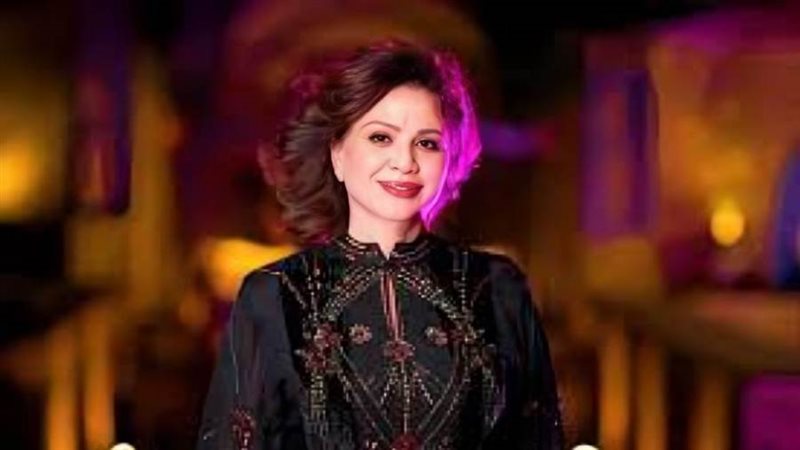 الفنانة إلأهام شاهين