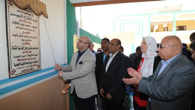 افتتاح مدرسة ببنى