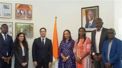سفير مصر في كوت ديفوار يلتقى وزيرة الثقافة والفرانكفونية