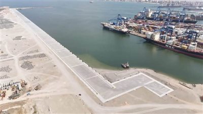 مشروع إنشاء محطة تحيا مصر 2 متعددة الأغراض على رصيف 100 بميناء الدخيلة