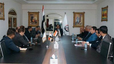 أمانة الشؤون البرلمانية لحزب الجبهة يناقش قانون الانتخابات وتقسيم الدوائر