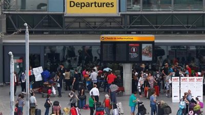  بريطانيا: ظهور النتائج الأولية للتحقيق في حادث حريق محطة الكهرباء وإغلاق مطار هيثرو