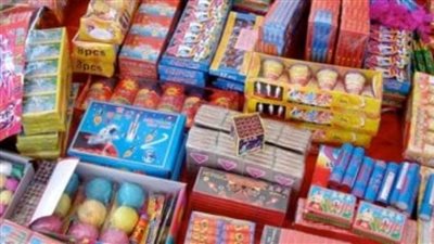ضبط 2 مليون قطعة ألعاب نارية في مخزن بالخصوص
