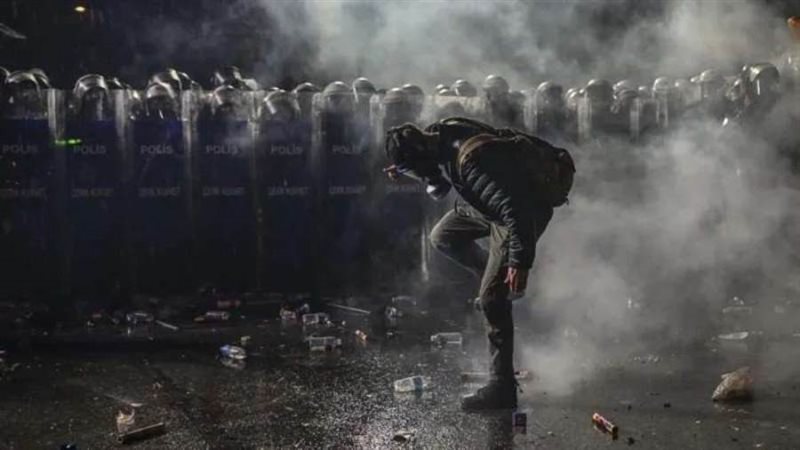 الشرطة التركية تستخدم