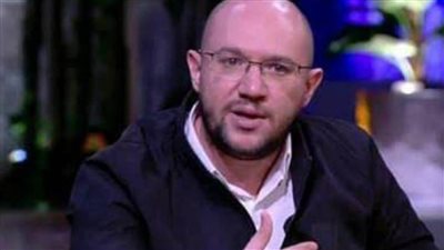 المؤلف محمد ناير: 