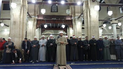 يلتمسون ليلة القدر.. الجامع الأزهر كامل العدد بالمصلين في الثلث الأخير من شهر رمضان