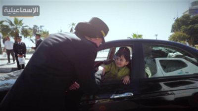  وزارة الداخلية تواصل توزيع وجبات إفطار على الصائمين.. في إطار مبادرة 