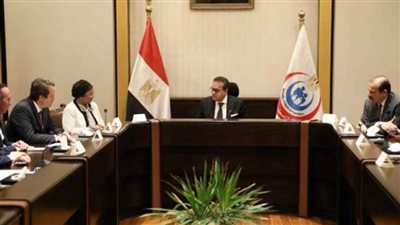 وزير الصحة يبحث التعاون والتوسع في التصنيع الدوائي المحلي مع شركة عالمية