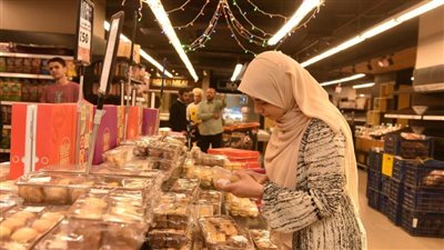 التموين: بيع كعك العيد بتخفيضات تصل إلى 30% عن الأسواق 