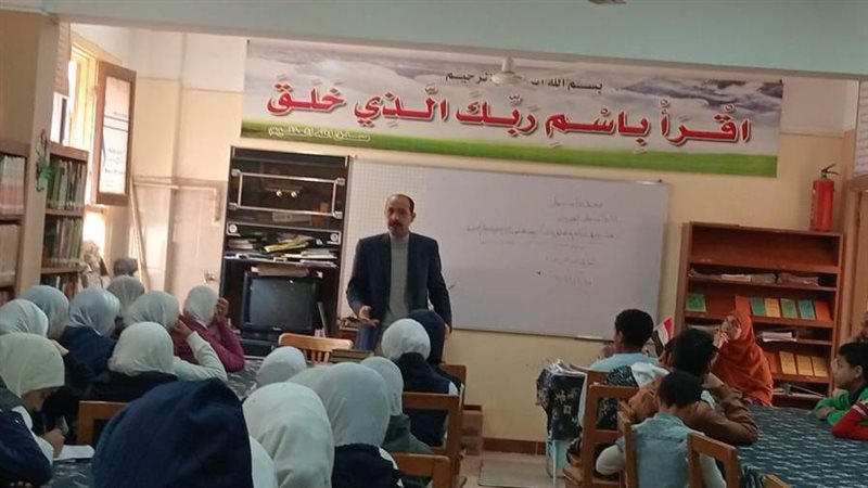 جانب من الندوة