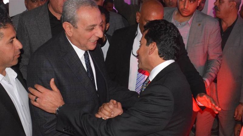 وزير الشباب ومحافظ