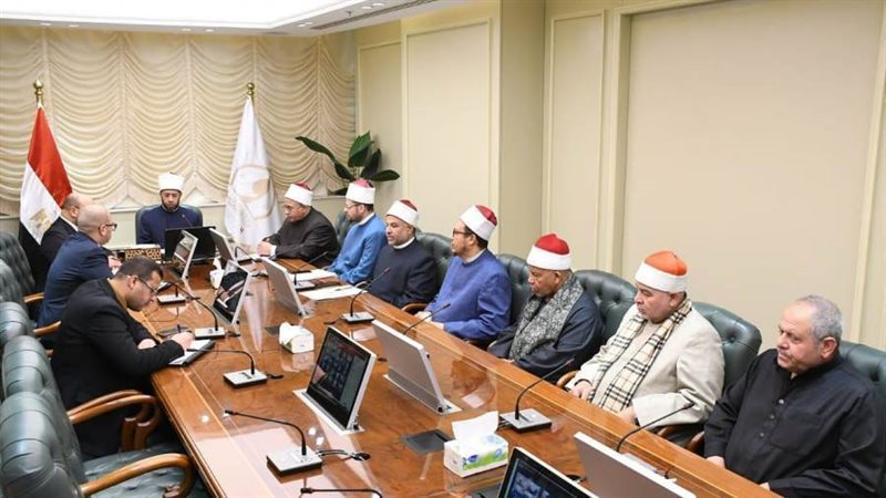 وزير الأوقاف خلال