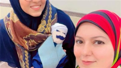 الفنانة التشكيلية عائشة بدوي تطلق مشروع ابتكار عرائس شعبية صديقة للبيئية بأيدٍ وهوية مصرية ١٠٠%