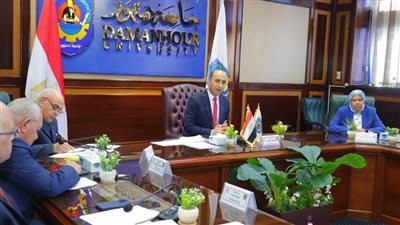 مجلس جامعة دمنهور.. منح درجة الماجستير والدكتوراه لــ22 باحثًا وشهادة الدبلوم لــ 12 طالبًا