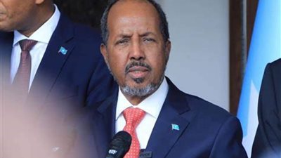 الرئيس الصومالي ومسؤولون يؤكدون أهمية التكاتف الوطني لتعزيز الأمن