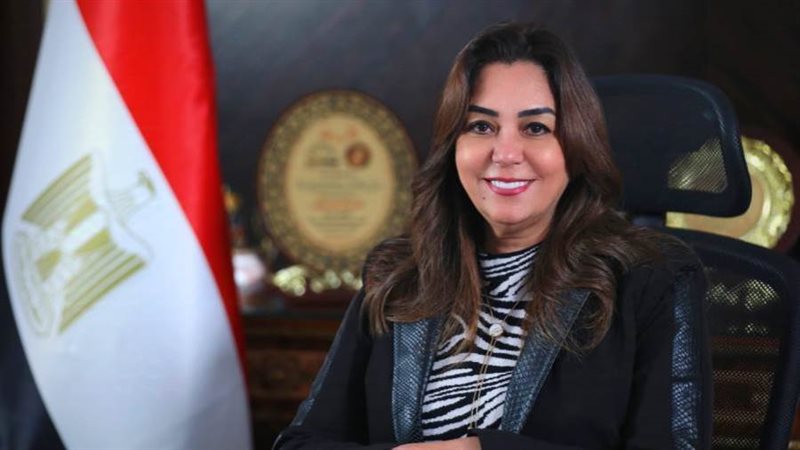 الدكتورة منال عوض