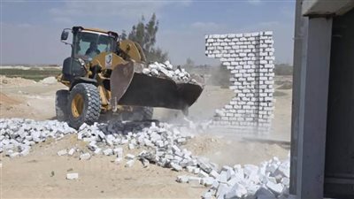 تواصل حملات إزالة التعديات بالبحيرة.. استرداد 3311م فى أول أيام عيد الفطر