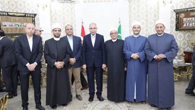محافظ المنيا يستقبل المهنئين بعيد الفطر المبارك بديوان عام المحافظة