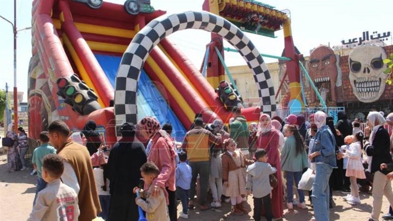 الإحتفال بالعيد