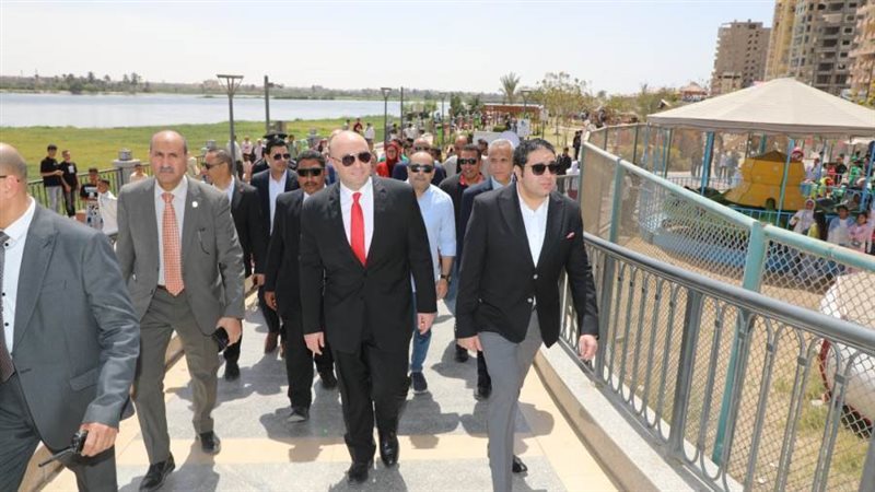 محافظ بنى سويف فى