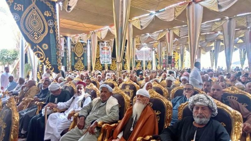 جانب من الجلسة العرفية