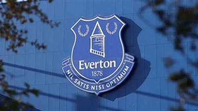 إيفرتون يستنكر حملة الهجوم التي تعرض لها لاعبه