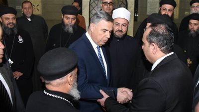 القطاع الصحراوي يُنظم عزاء للأنبا باخوميوس بحضور محافظ الإسكندرية