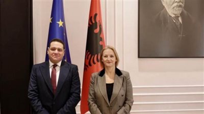 سفير مصر في تيرانا يلتقي وزيرة الزراعة الألبانية